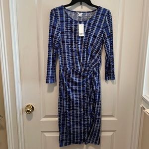 NWT Bar III Printed Faux-wrapped Sheath Dress. Size medium. Blue/Black/Cream